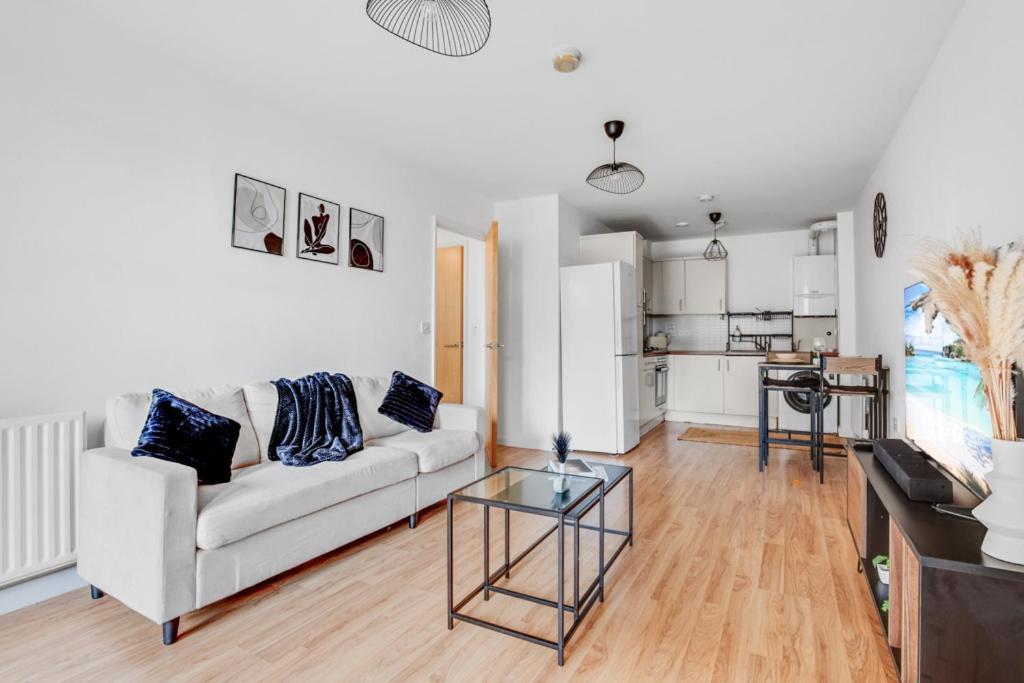 Graceful - Self Contained Spacious 2 Bed Stratford Appartamento *